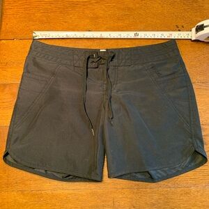 Rip Curl Women's Black Board Shorts, Size 5, 7 inch inseem